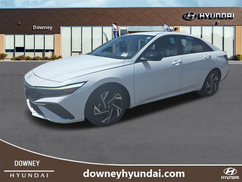 Certified 2025 Hyundai Elantra SEL