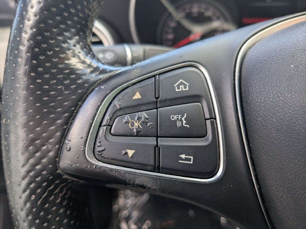 Used 2015 Mercedes-Benz C 300 4MATIC Sedan image 10