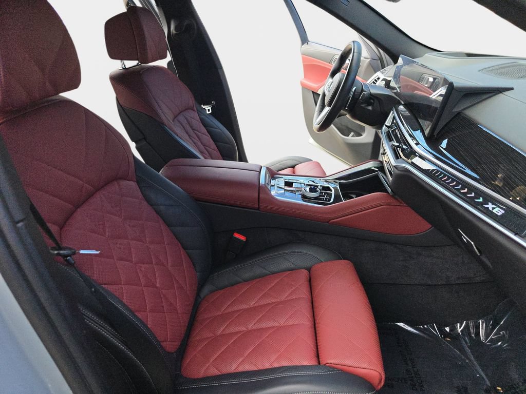 Used 2024 BMW X6 xDrive40i w/ Executive Package AWD/4WD image 12