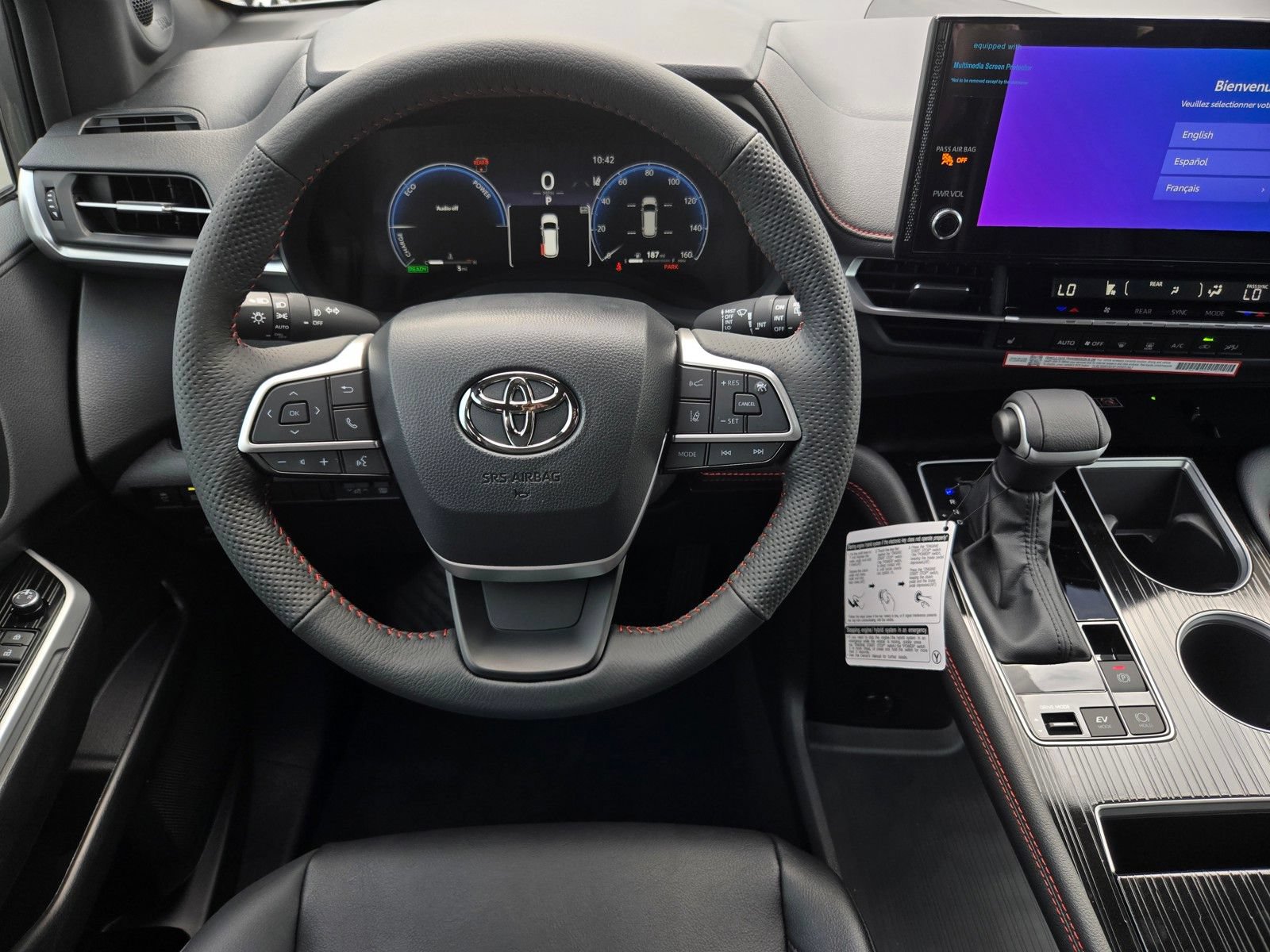 Certified 2026 Toyota Sienna XSE FWD image 13