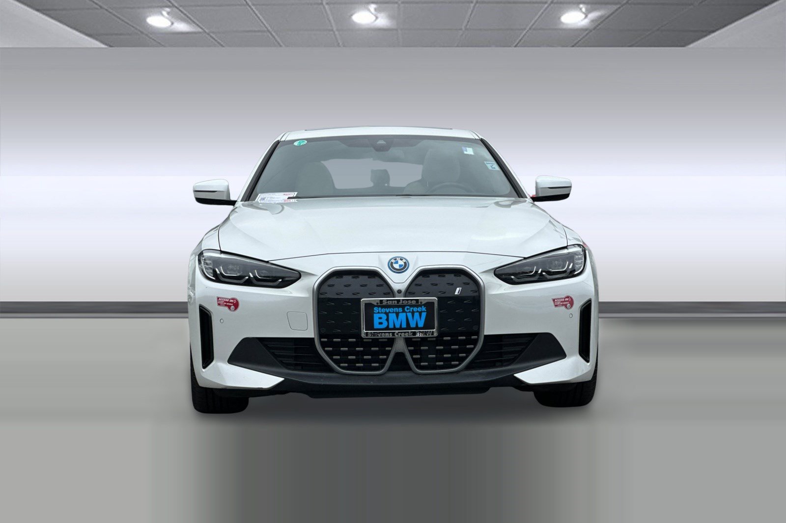 Certified 2023 BMW i4 eDrive40 w/ Premium Package RWD image 5