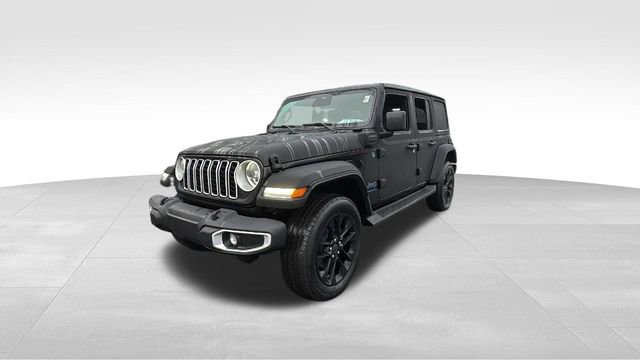 Used 2025 Jeep Wrangler Unlimited Sahara image 2