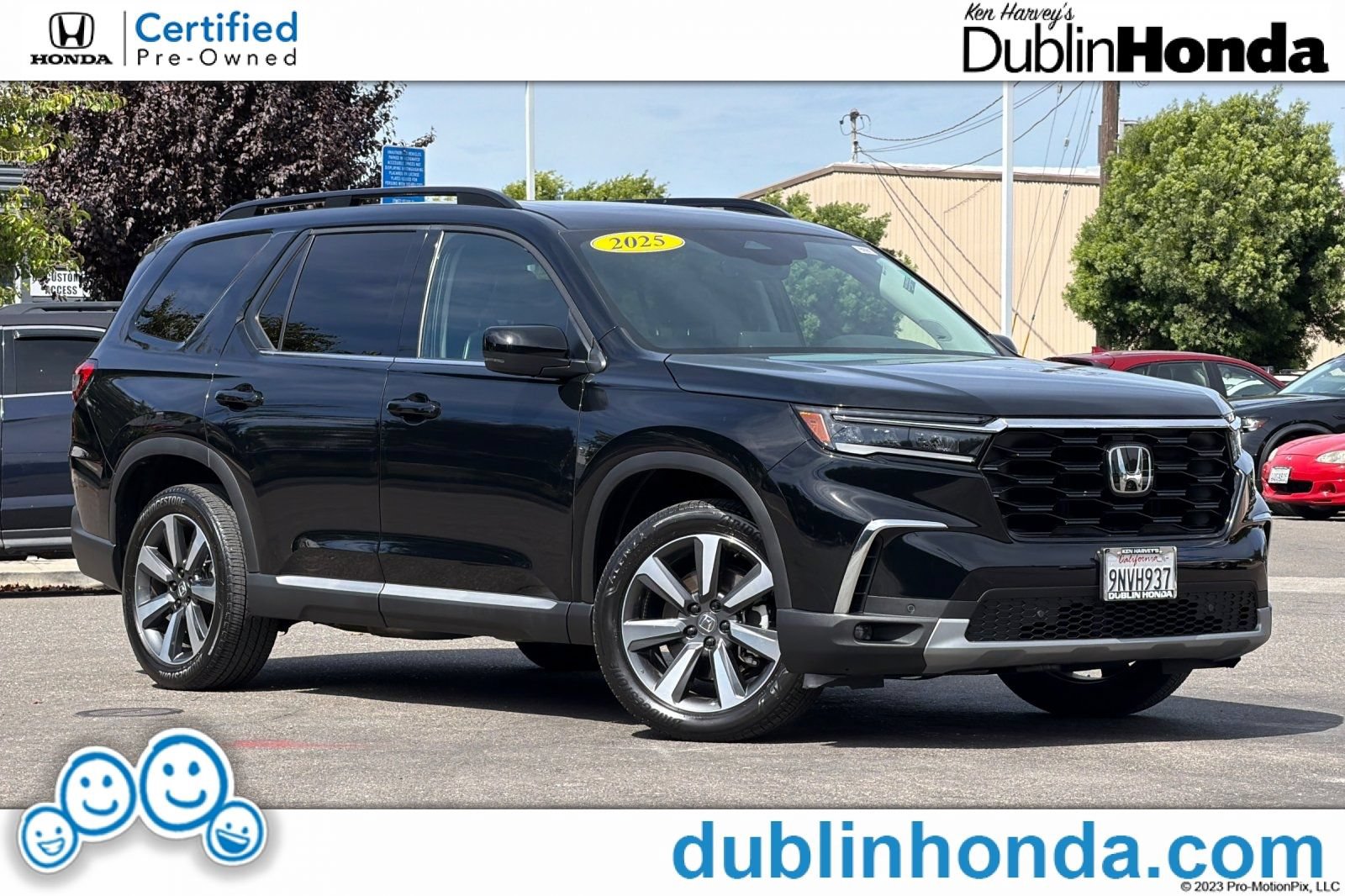 Certified 2025 Honda Pilot Touring video 1