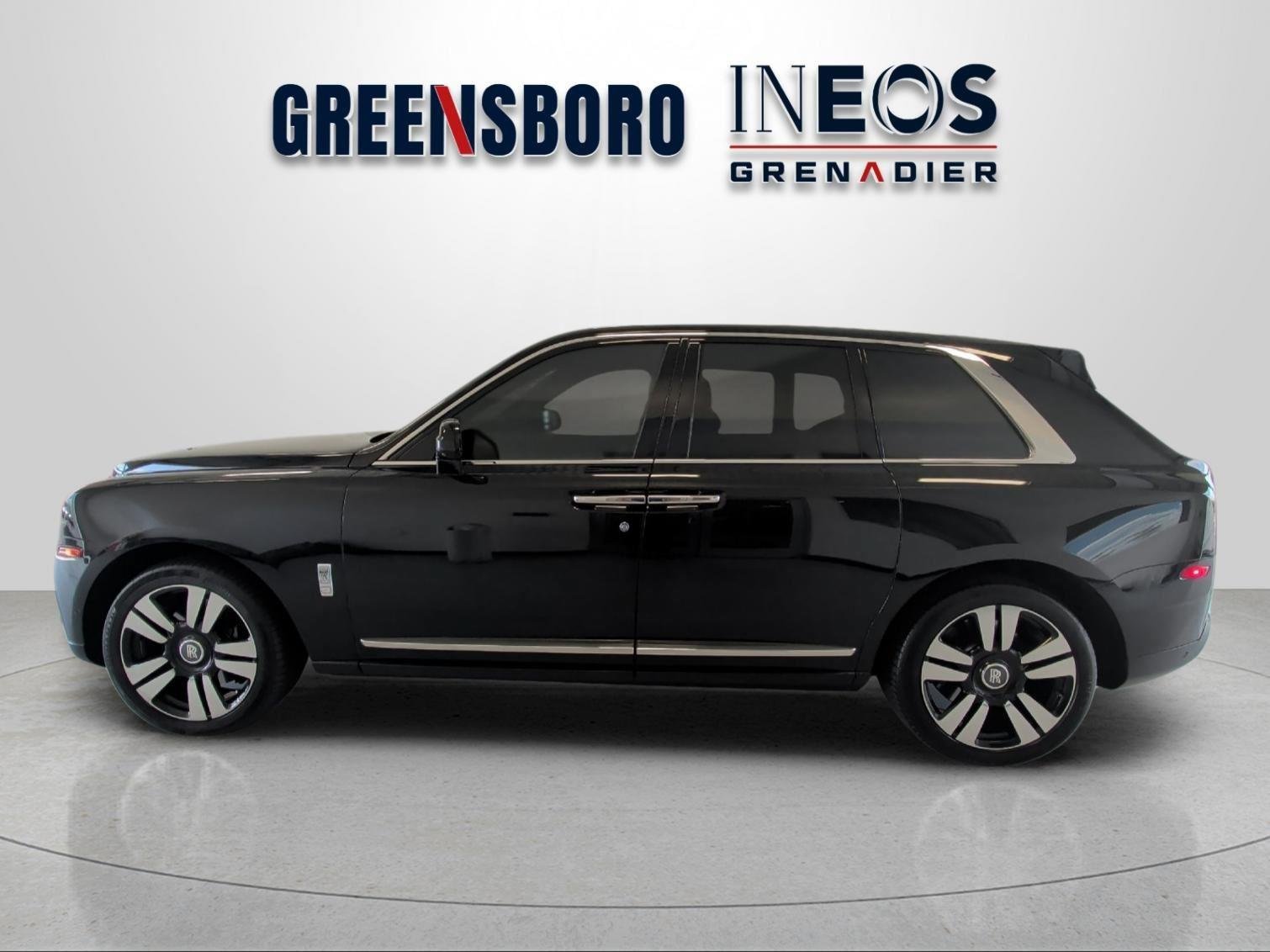 Used 2021 Rolls-Royce Cullinan AWD/4WD image 2