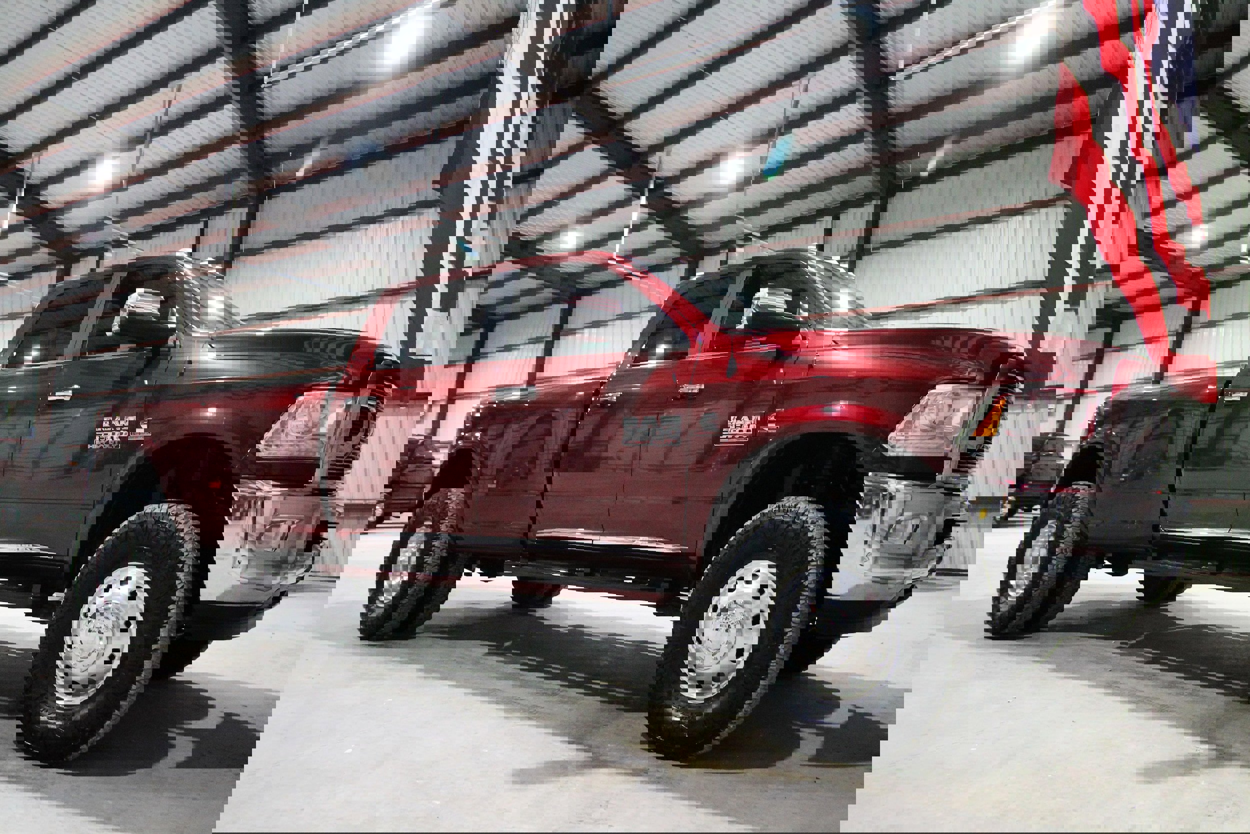 Used 2018 RAM 3500 Laramie Longhorn image 16