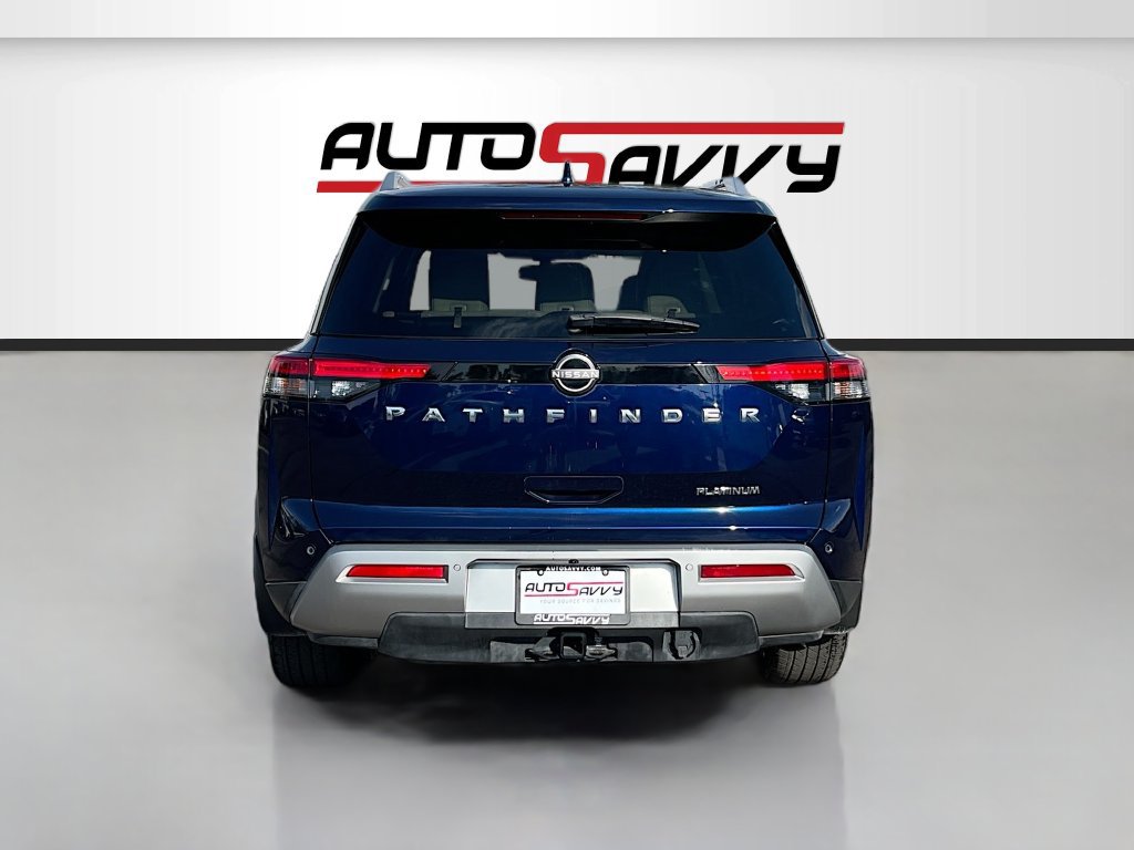 Used 2022 Nissan Pathfinder Platinum w/ Lighting Package (N93) FWD image 6