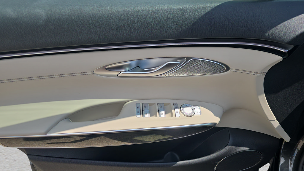 New 2026 Genesis GV70 2.5T AWD/4WD image 16