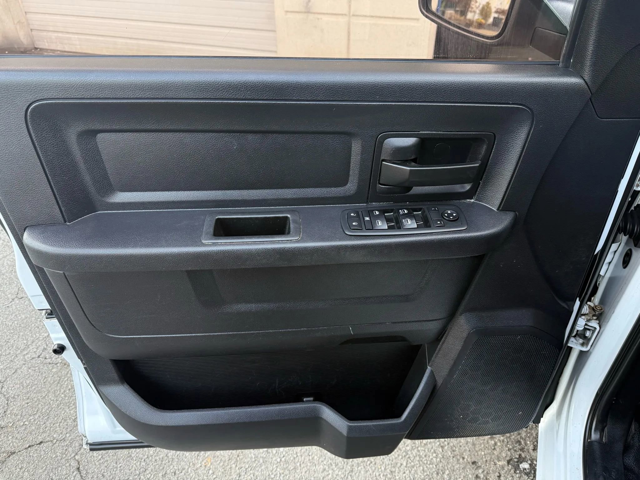 Used 2017 RAM 1500 Tradesman image 16