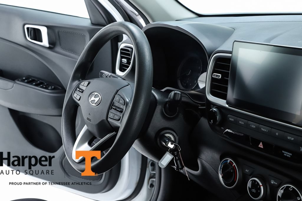 Used 2021 Hyundai Venue SE FWD image 68