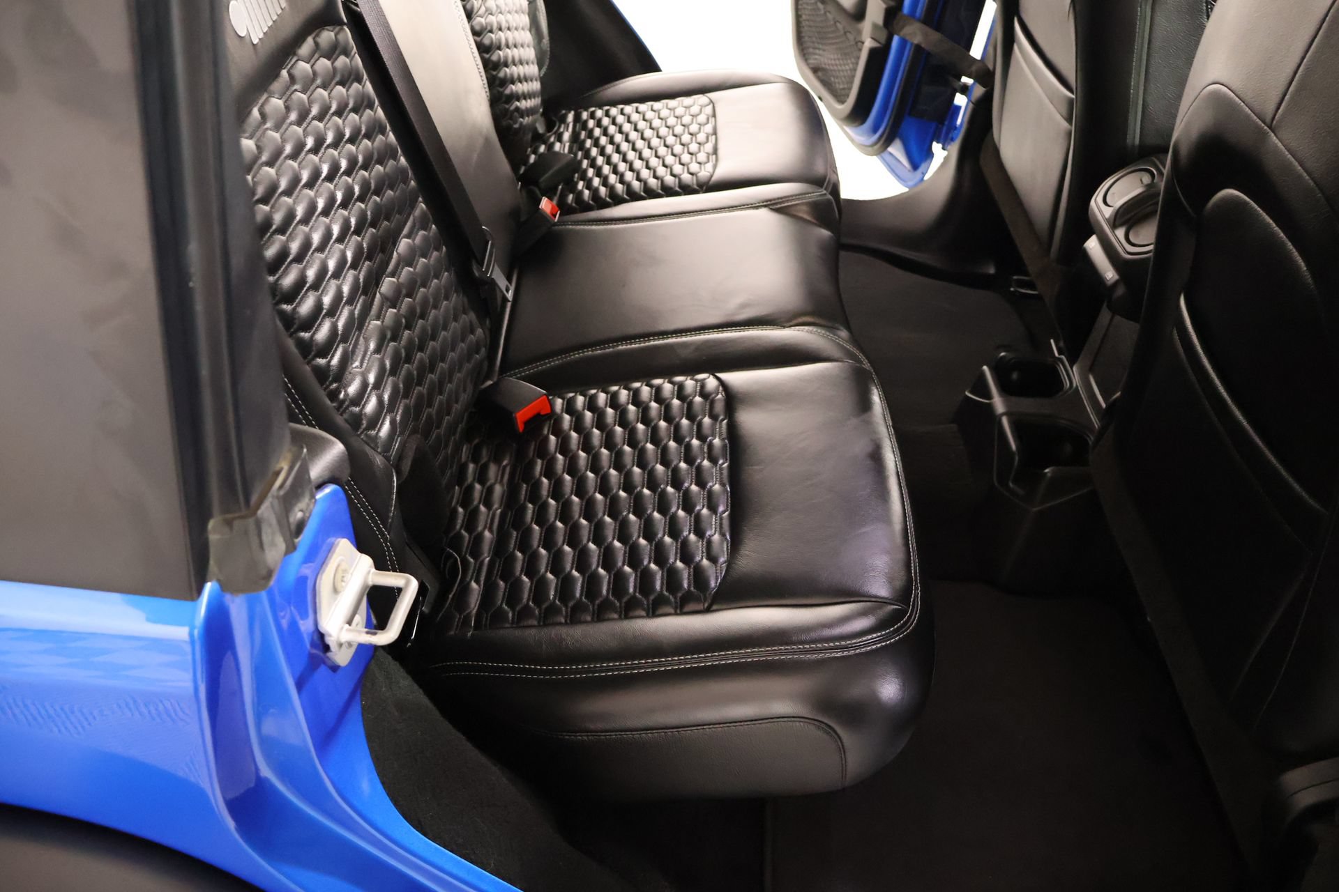 Used 2023 Jeep Wrangler Unlimited Sport AWD/4WD image 14