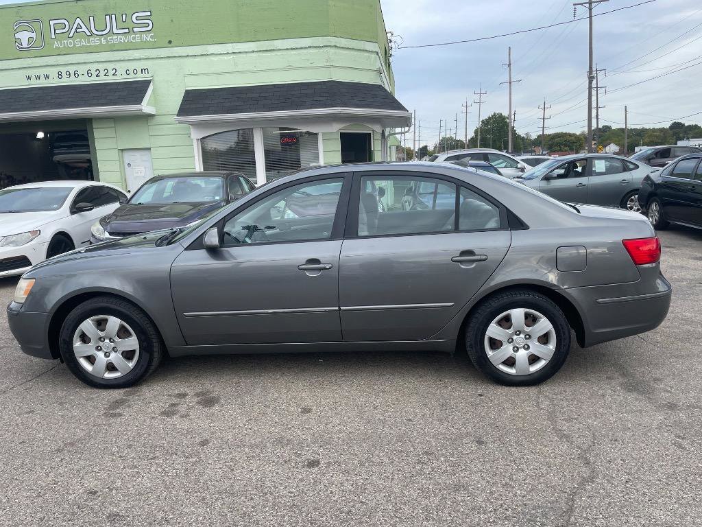 Used 2010 Hyundai Sonata GLS image 9