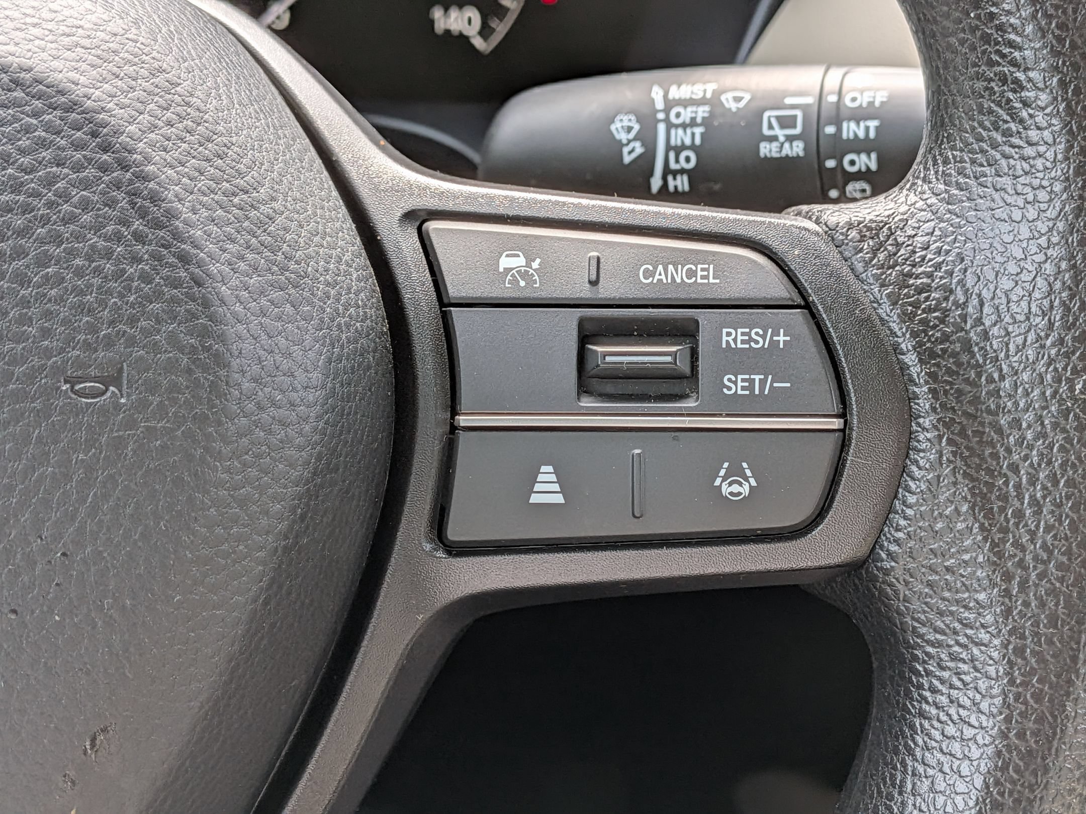 Used 2024 Honda HR-V LX image 19