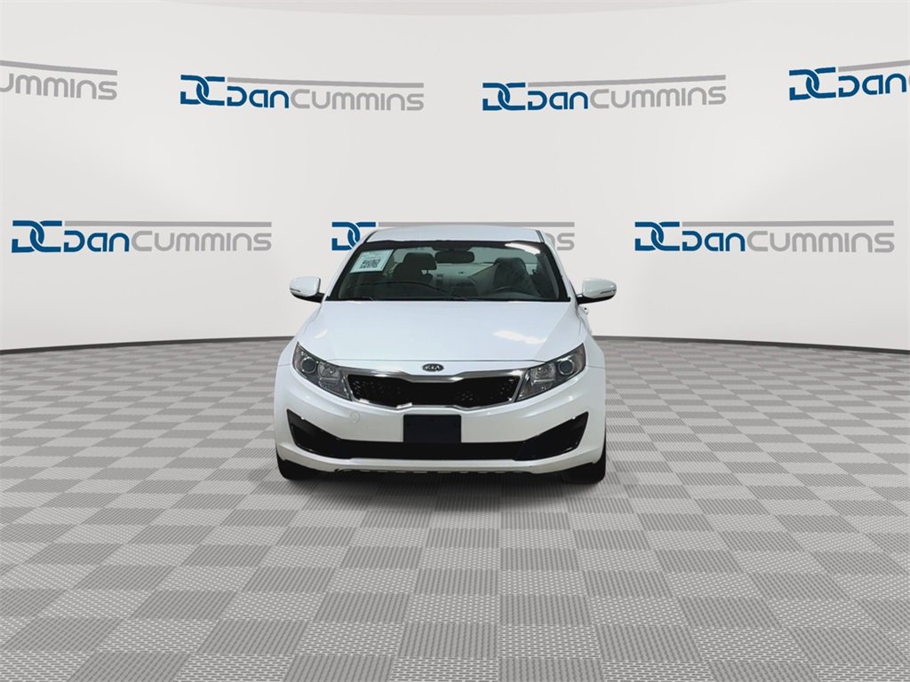 Used 2011 Kia Optima LX w/ Convenience Pkg image 3