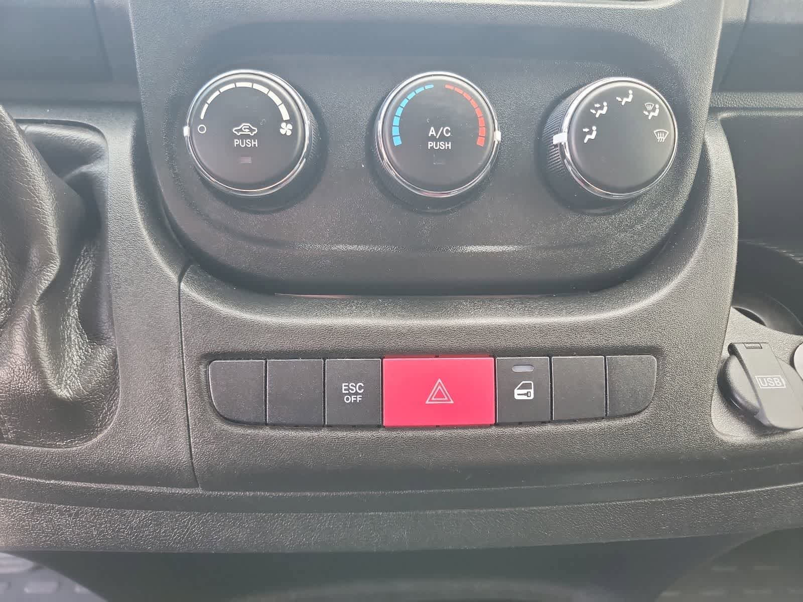 Used 2020 RAM ProMaster 1500 FWD image 48