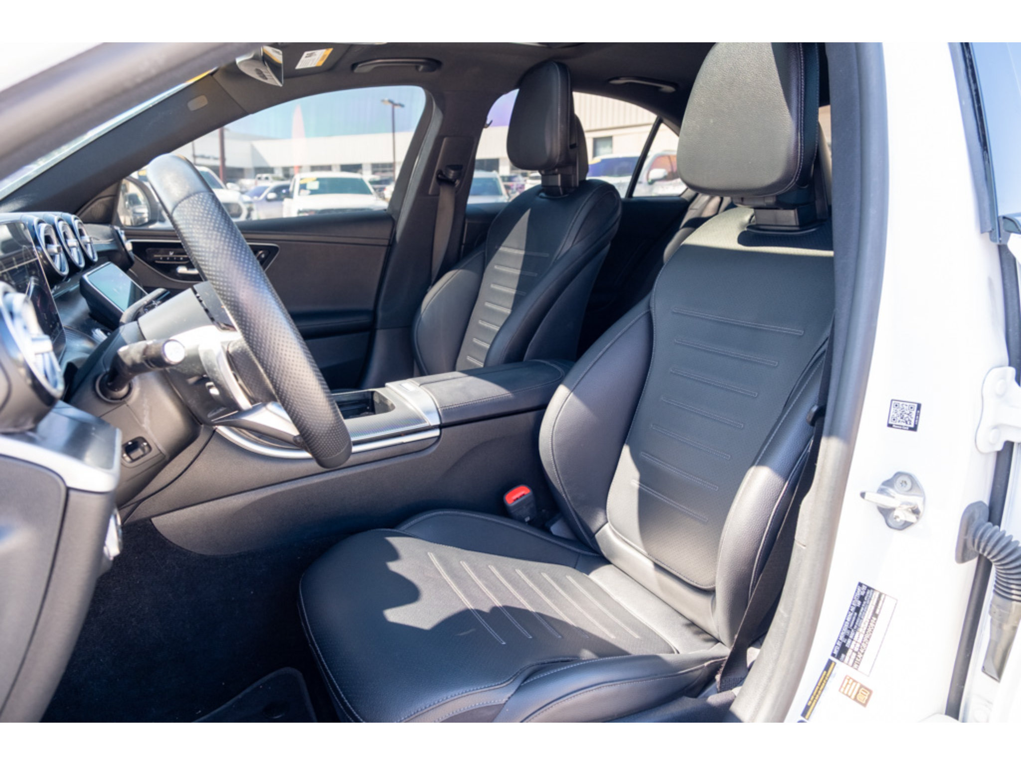 Used 2023 Mercedes-Benz C 300 Sedan image 12