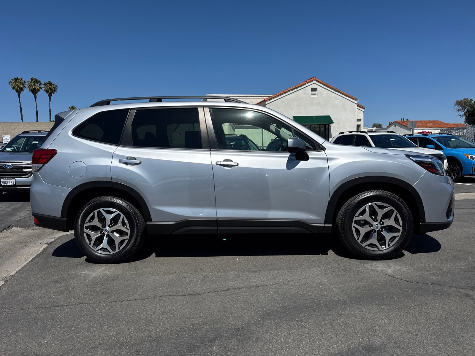 Used 2020 Subaru Forester Premium w/ Popular Package #1 AWD/4WD image 5