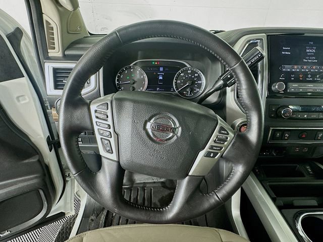 Used 2021 Nissan Titan SL w/ Moonroof Package AWD/4WD image 11