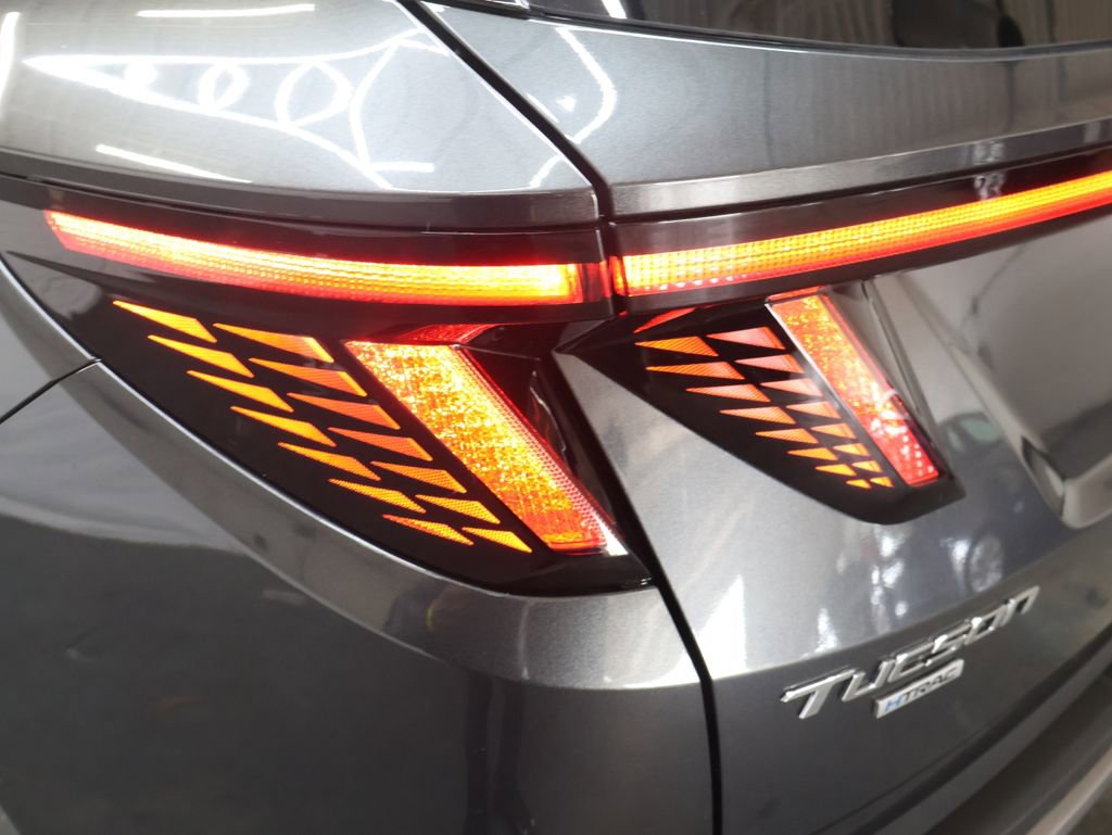 Used 2023 Hyundai Tucson Limited image 29