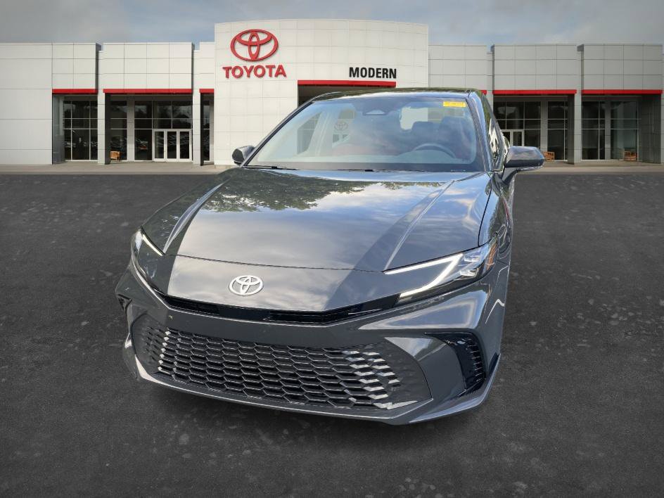 Used 2026 Toyota Camry XSE FWD image 3
