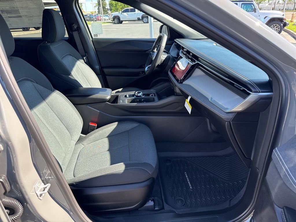 New 2026 Jeep Cherokee Laredo AWD/4WD image 14