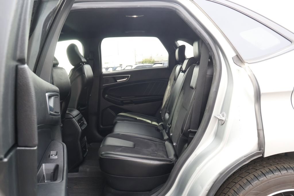 Used 2023 Ford Edge ST image 43