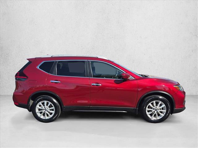 Used 2018 Nissan Rogue SV FWD image 4