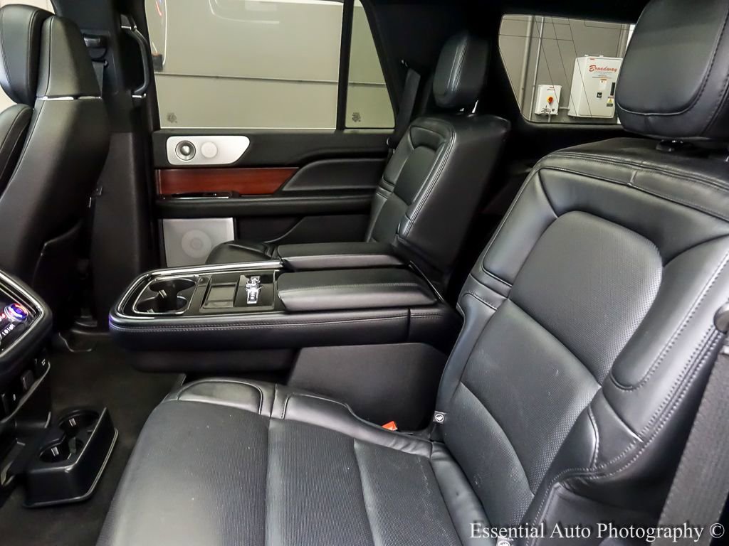 Used 2020 Lincoln Navigator Reserve w/ Equipment Group 208A Reserve image 14
