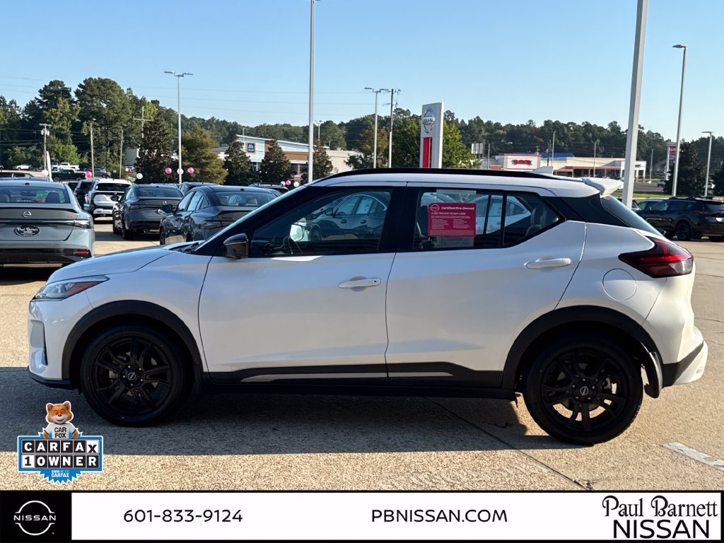 Used 2022 Nissan Kicks SR w/ Premium Package FWD image 6