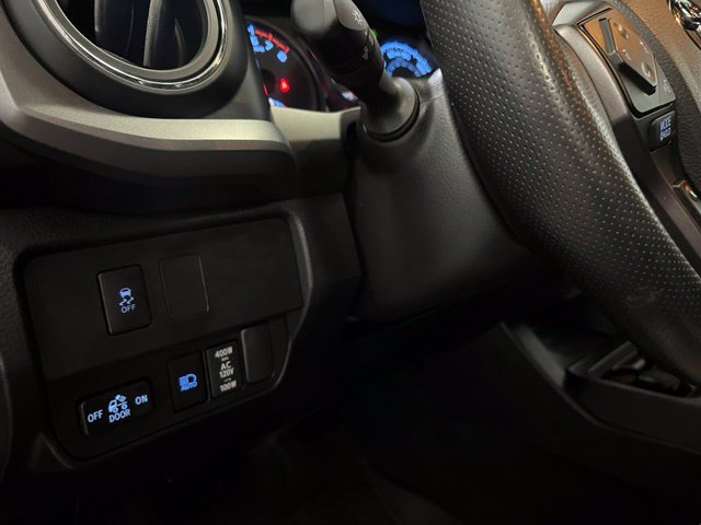 Certified 2023 Toyota Tacoma TRD Off-Road w/ Black Out Package (TMS) AWD/4WD image 16
