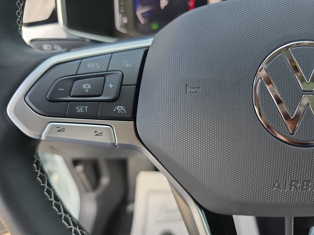 New 2026 Volkswagen Taos SEL AWD/4WD image 14