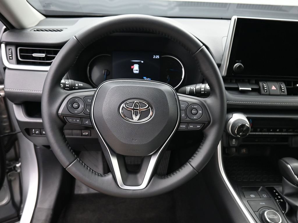 Certified 2025 Toyota RAV4 XLE Premium AWD/4WD image 16
