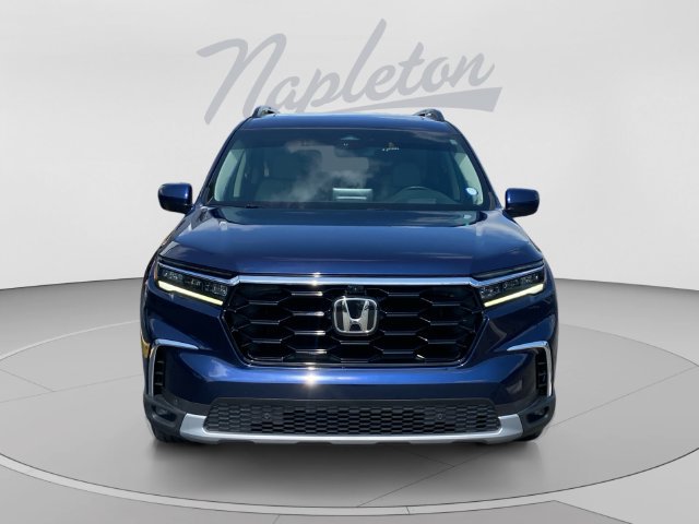 Used 2024 Honda Pilot Elite image 9