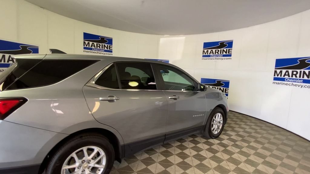 Used 2024 Chevrolet Equinox LT FWD image 2