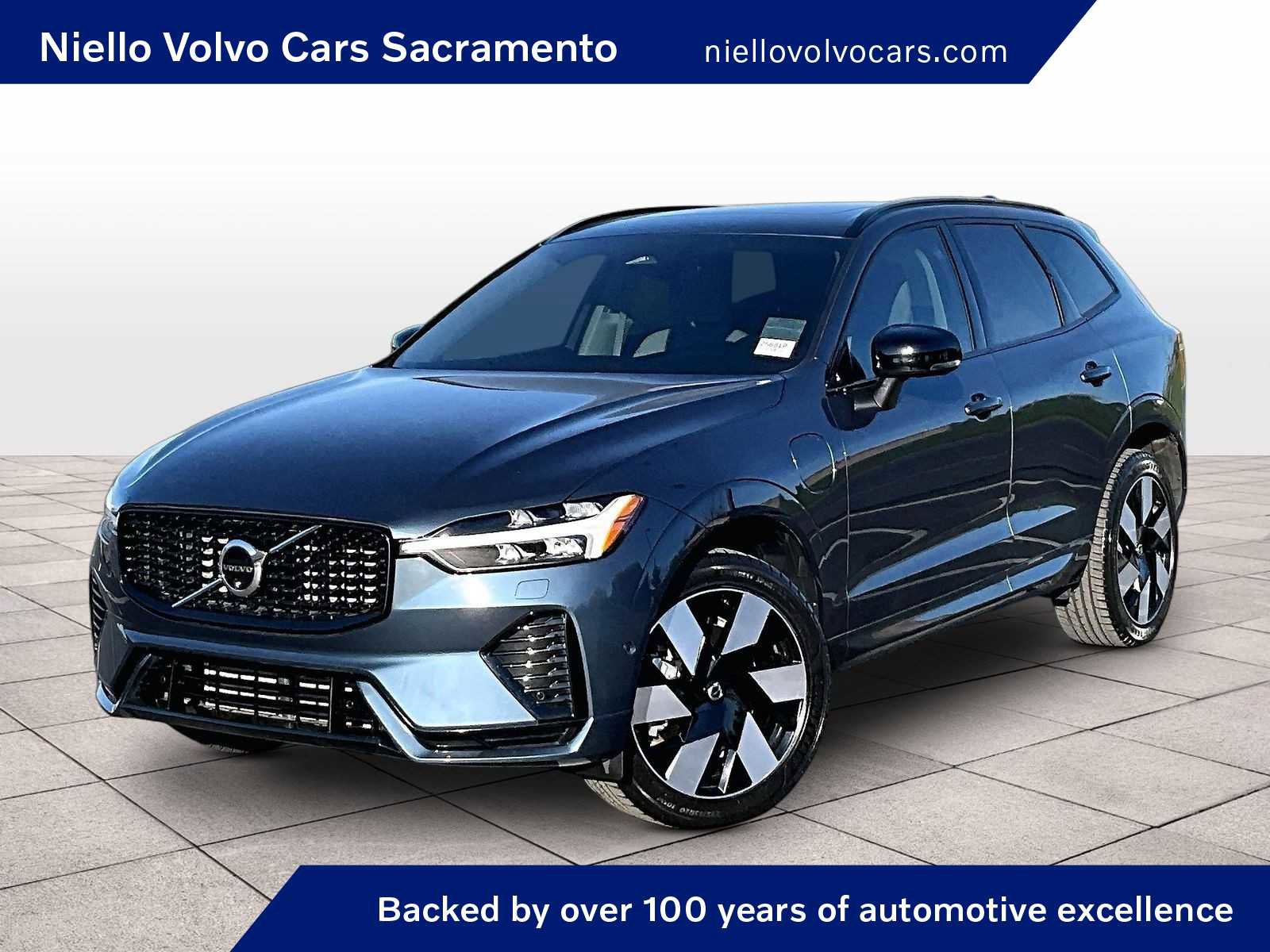 Used 2025 Volvo XC60 T8 Plus w/ Protection Package Premier