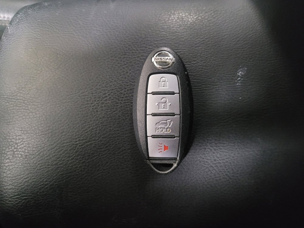 Used 2016 Nissan Rogue SL w/ SL Premium Package image 32