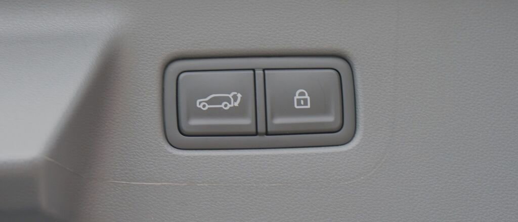 Used 2026 Hyundai Santa Fe SEL AWD/4WD image 18