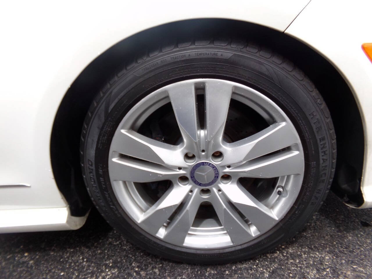 Used 2013 Mercedes-Benz E 350 BlueTEC Sedan image 31