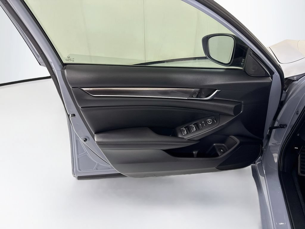 Used 2022 Honda Accord Sport image 24
