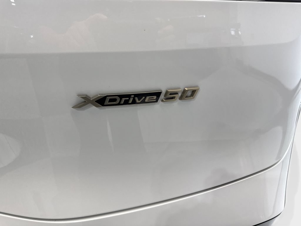 Used 2024 BMW iX xDrive50 w/ Premium Package AWD/4WD image 24