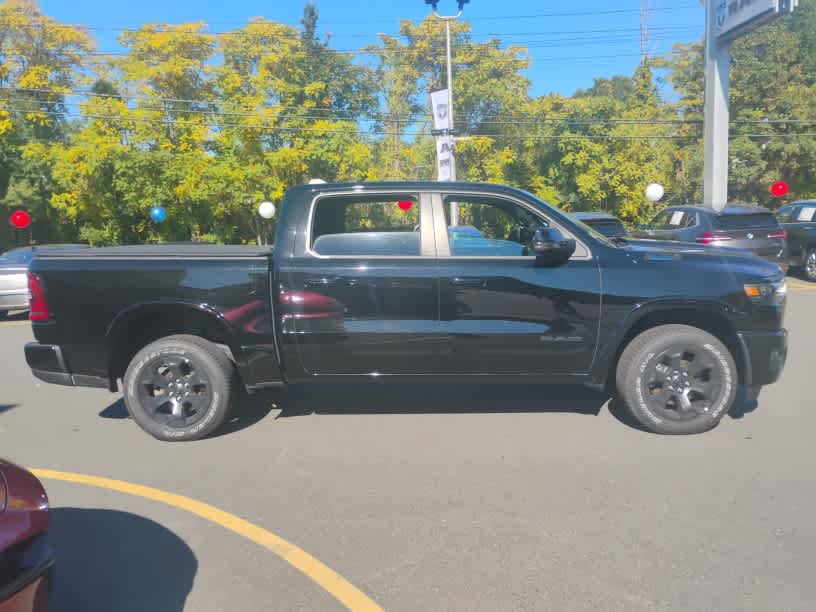 Used 2025 RAM 1500 Big Horn AWD/4WD image 6