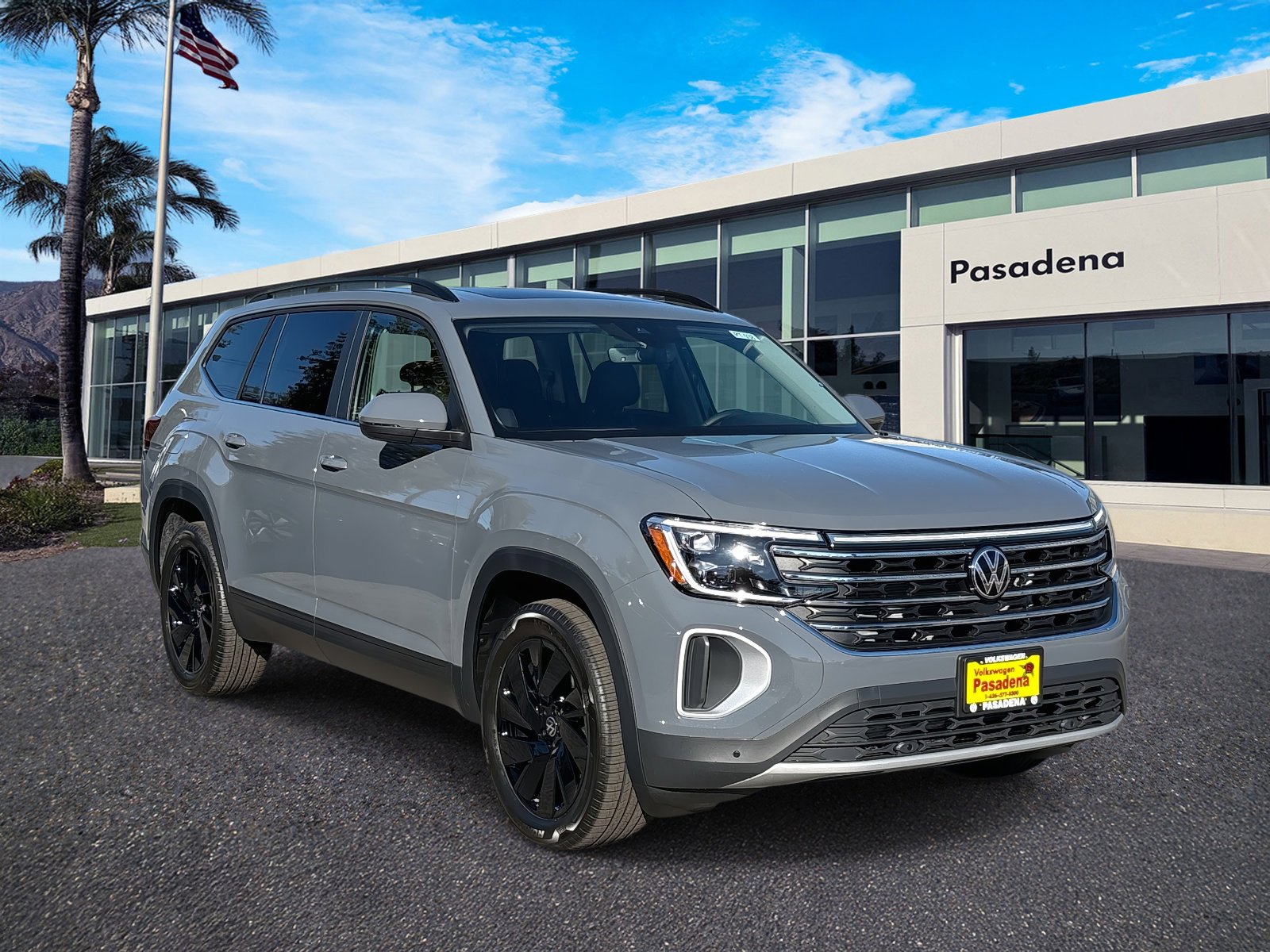 New 2026 Volkswagen Atlas SE image 1