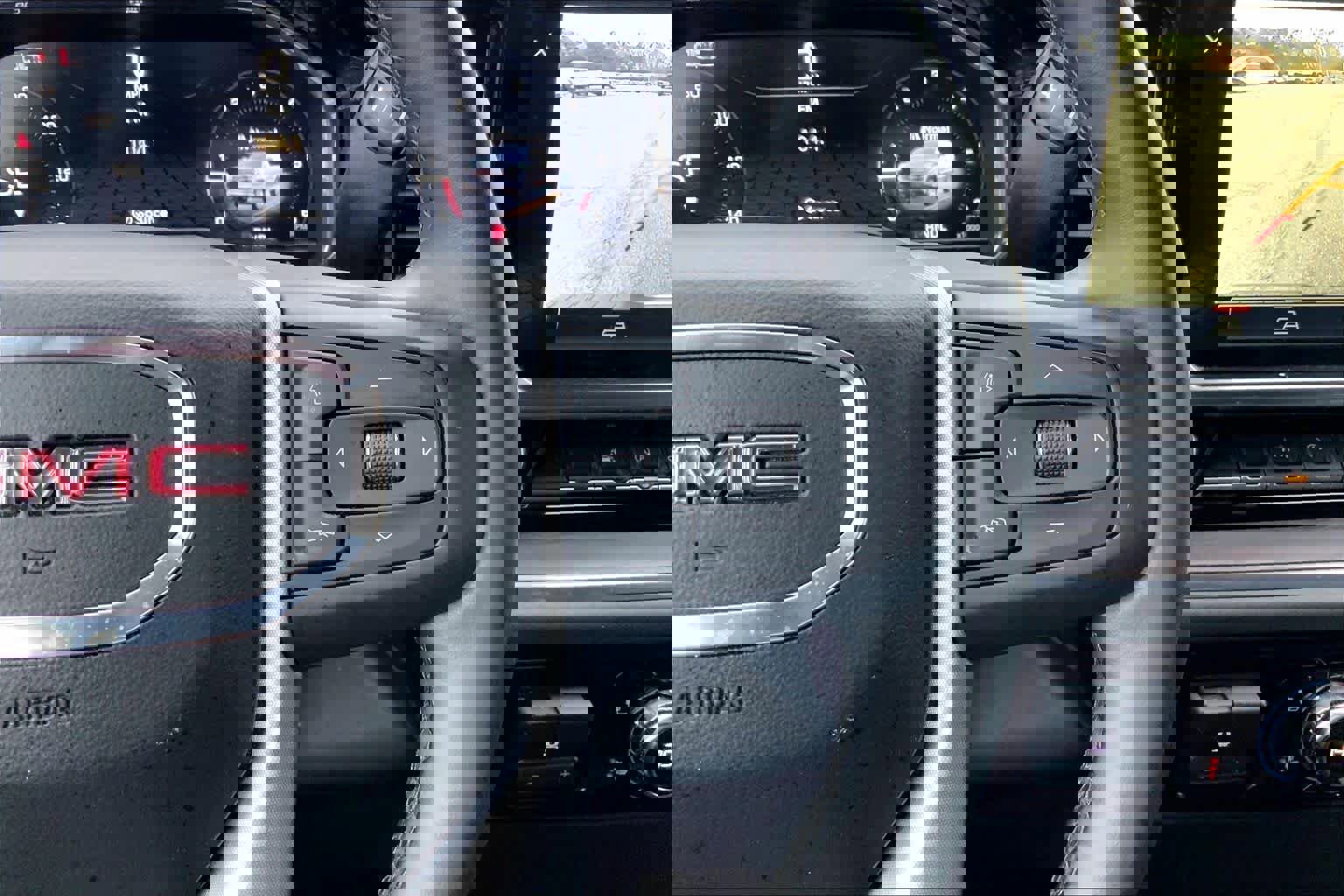 Used 2025 GMC Sierra 1500 SLT image 23