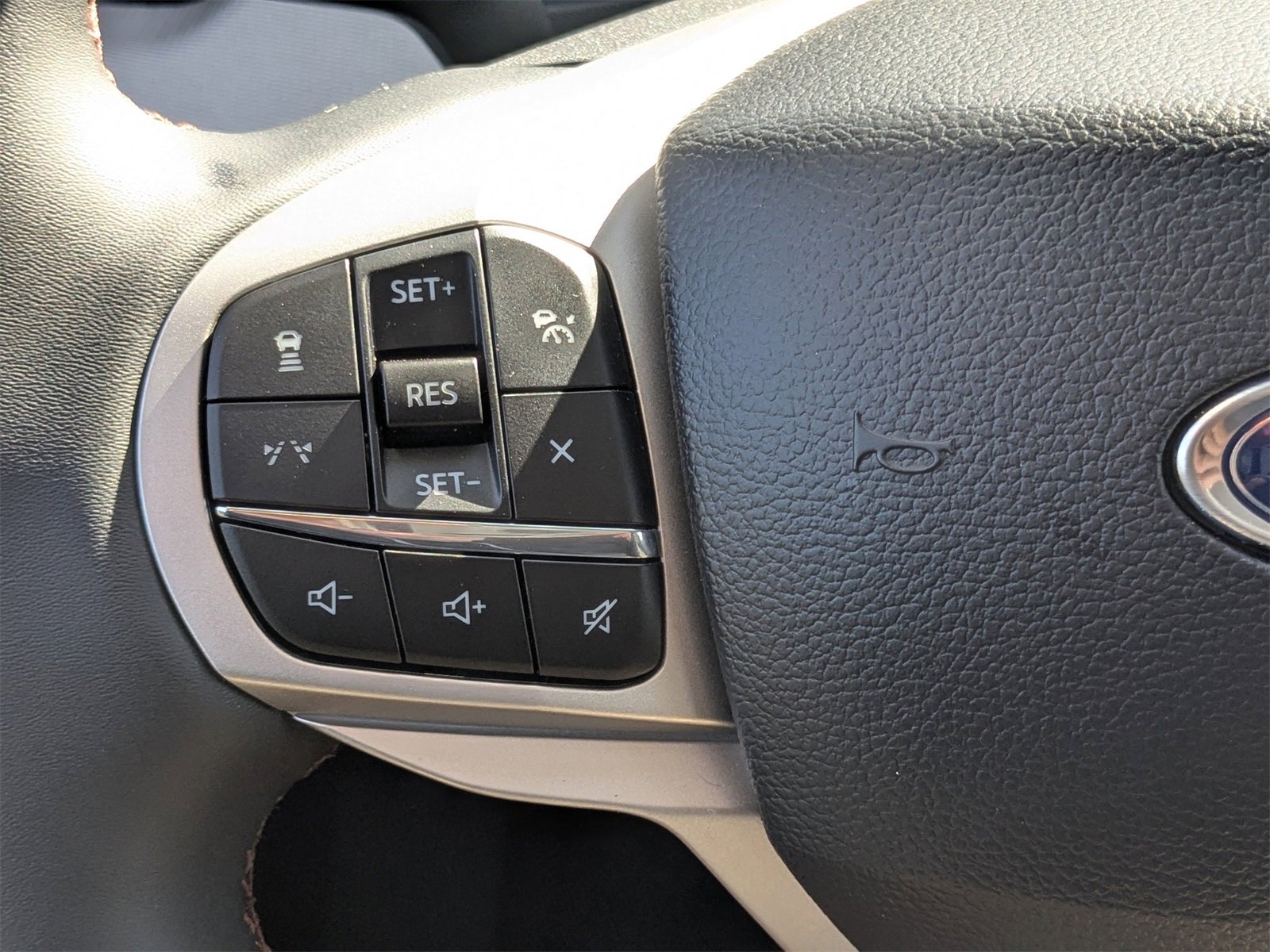 New 2026 Ford Explorer Active image 28