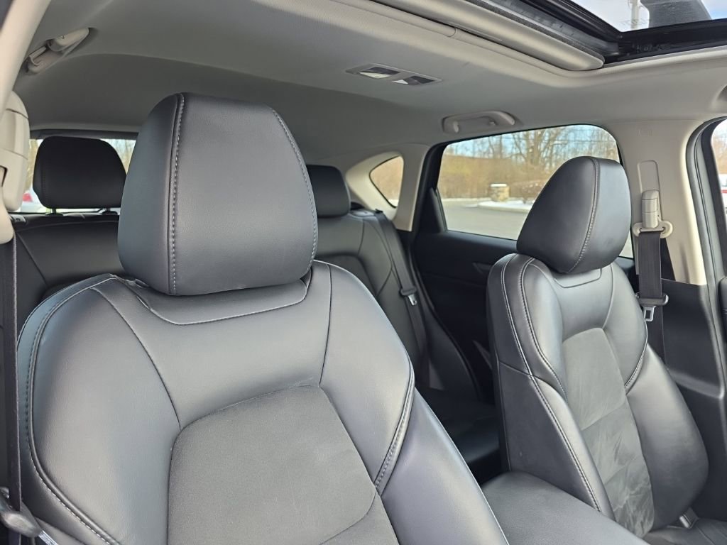 Used 2019 MAZDA CX-5 Touring image 46