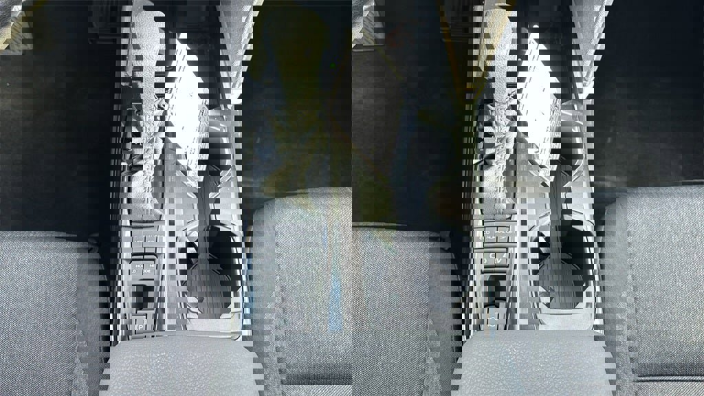 New 2025 Toyota Camry LE image 31