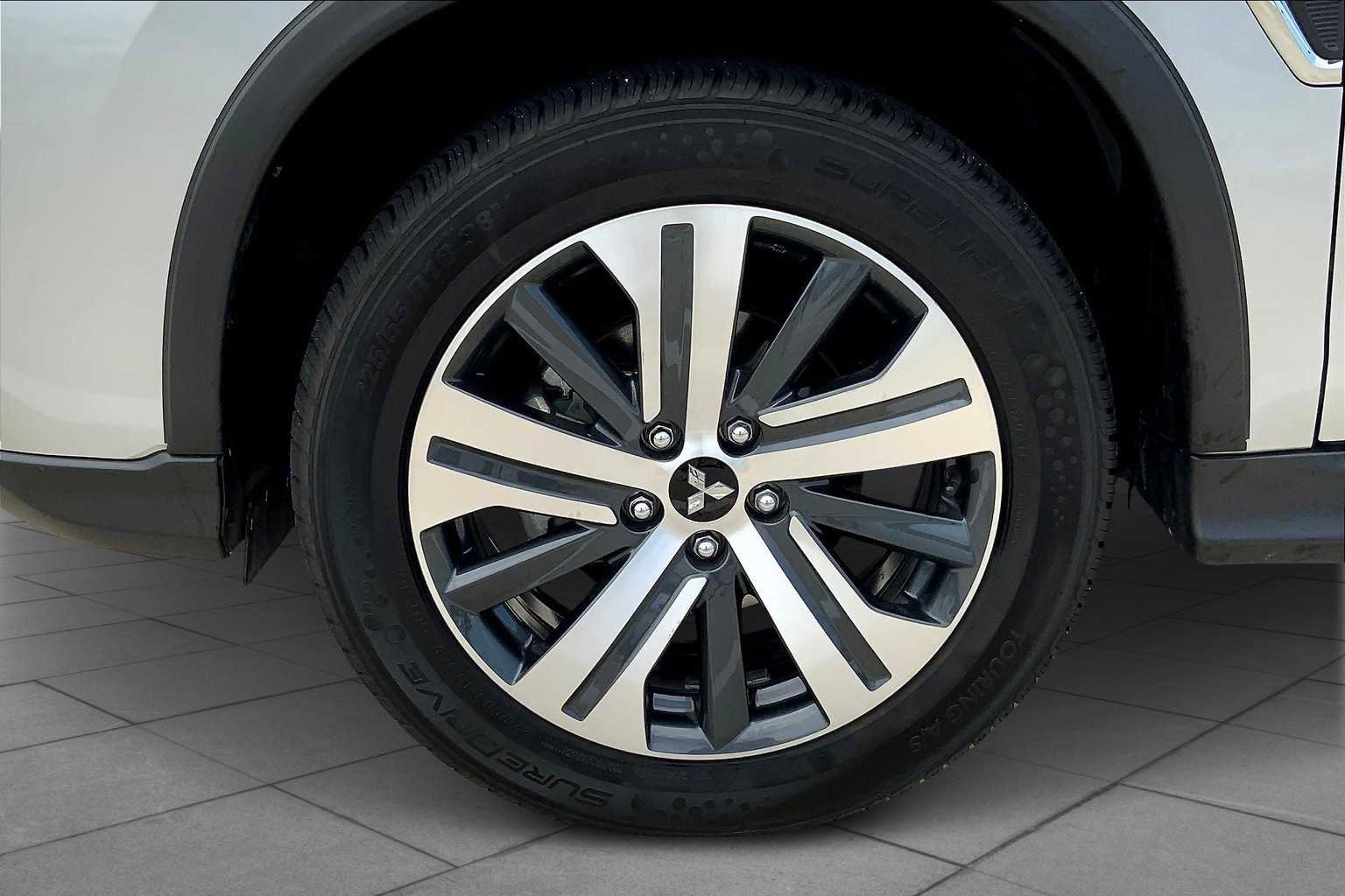 Used 2024 Mitsubishi Outlander Sport SE image 10