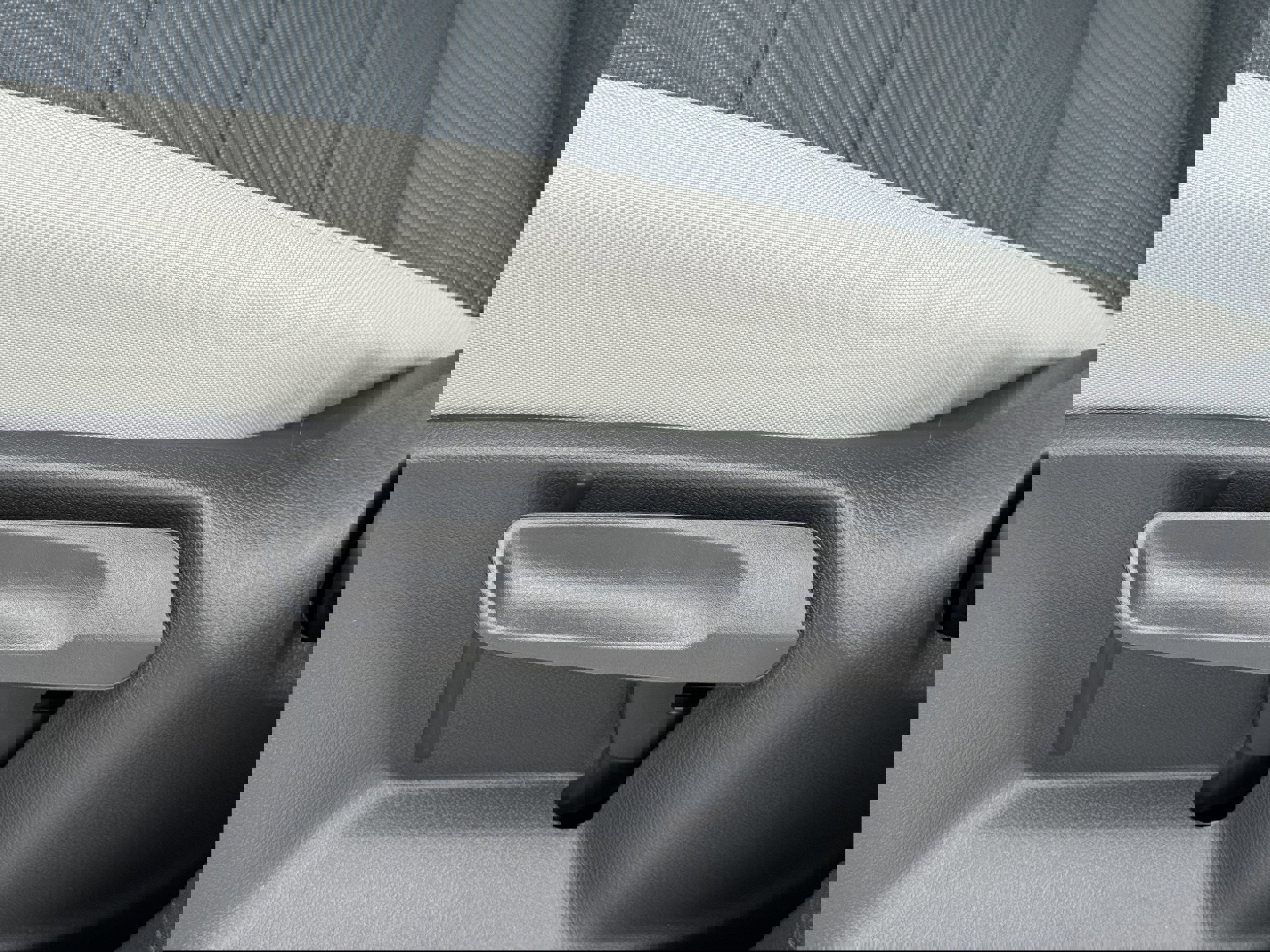 New 2025 Volkswagen Taos S image 18