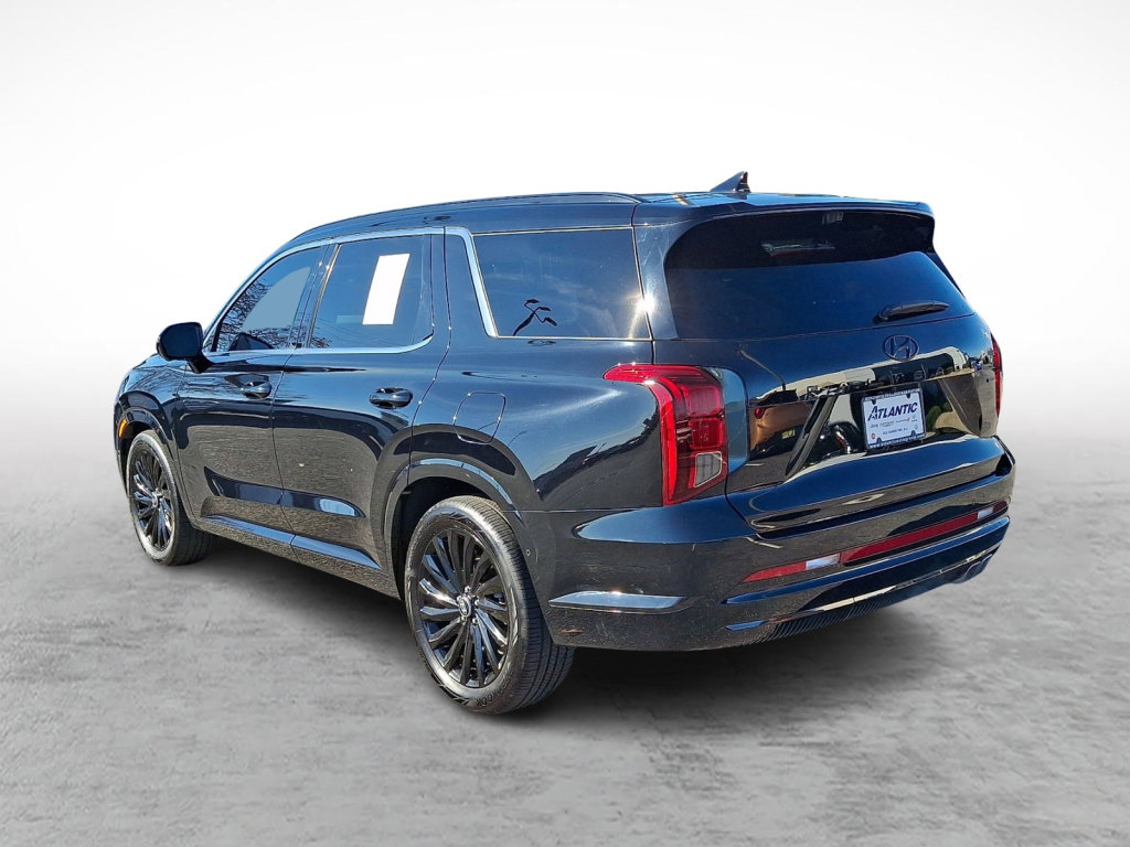 Used 2024 Hyundai Palisade Calligraphy AWD/4WD image 3