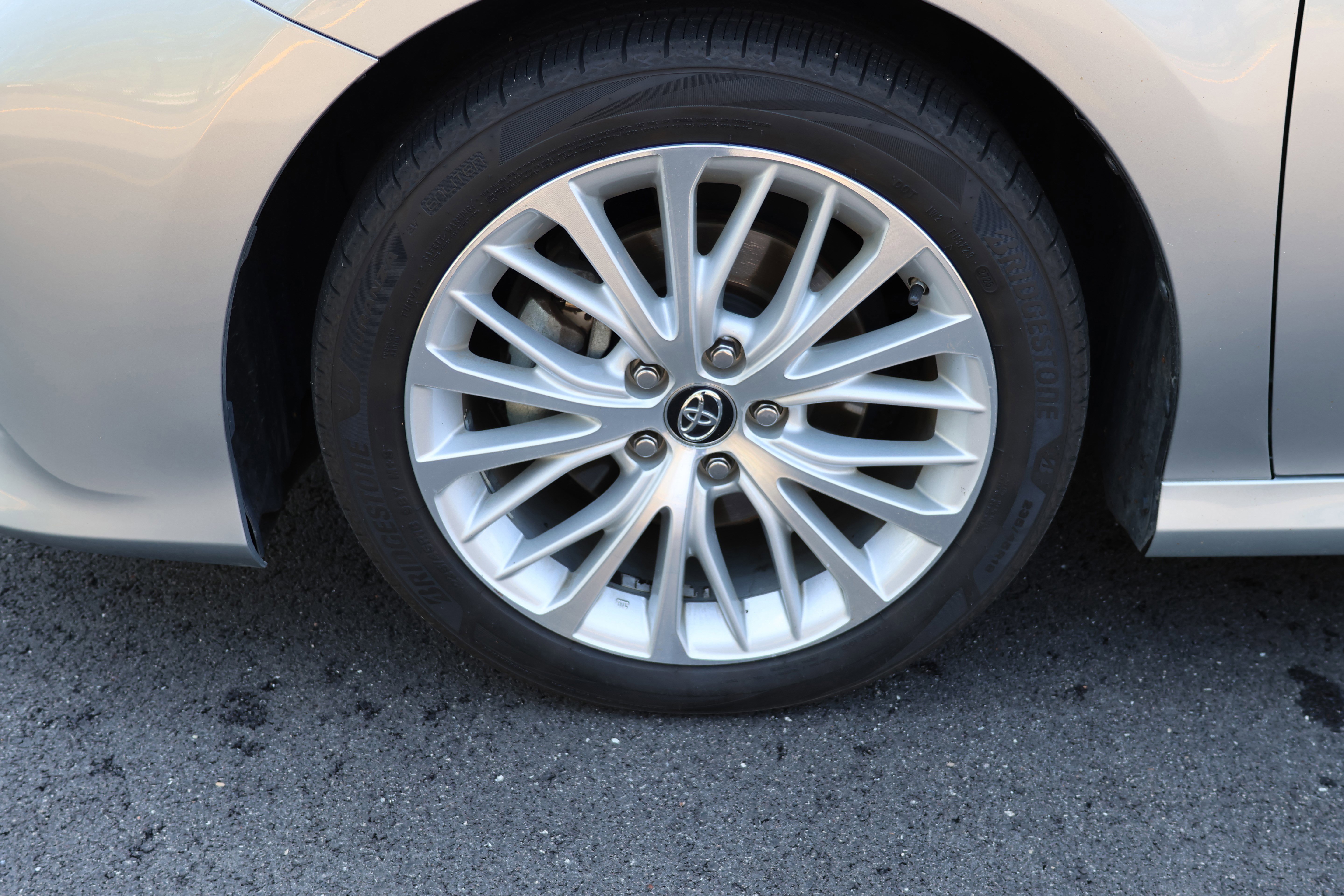 Used 2018 Toyota Camry XLE w/ Audio Package FWD image 9
