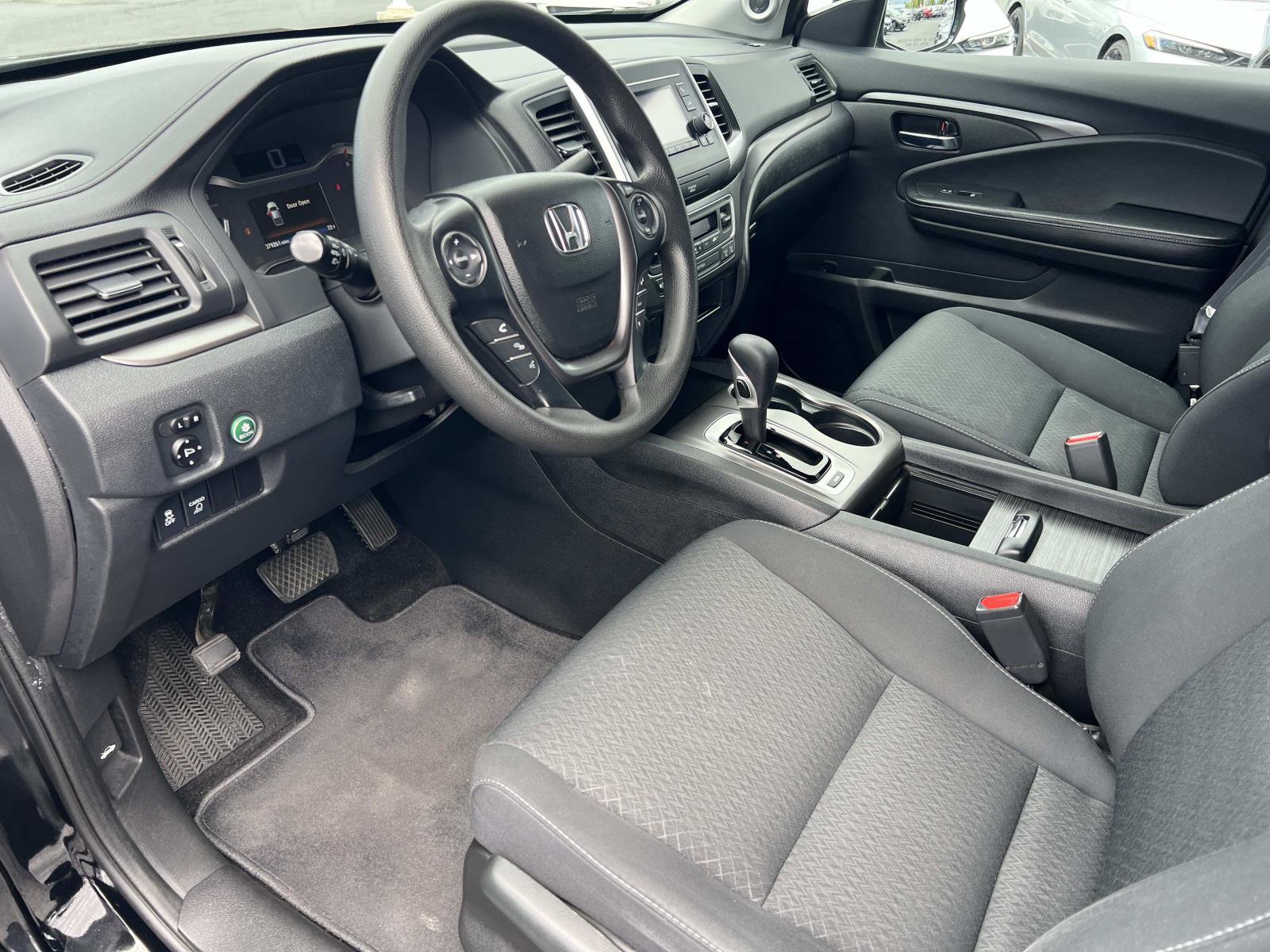 Used 2017 Honda Ridgeline Sport image 5